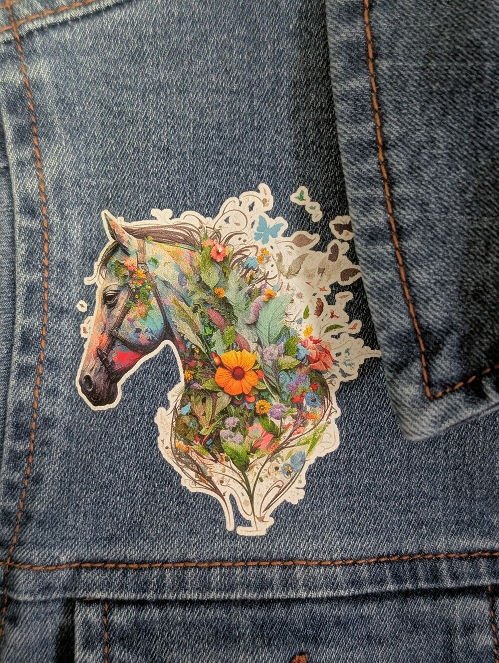 UpCycled | Floral Horse Denim Jacket | Size Large | 🐴🌺🦋 - Picture 10 of 13